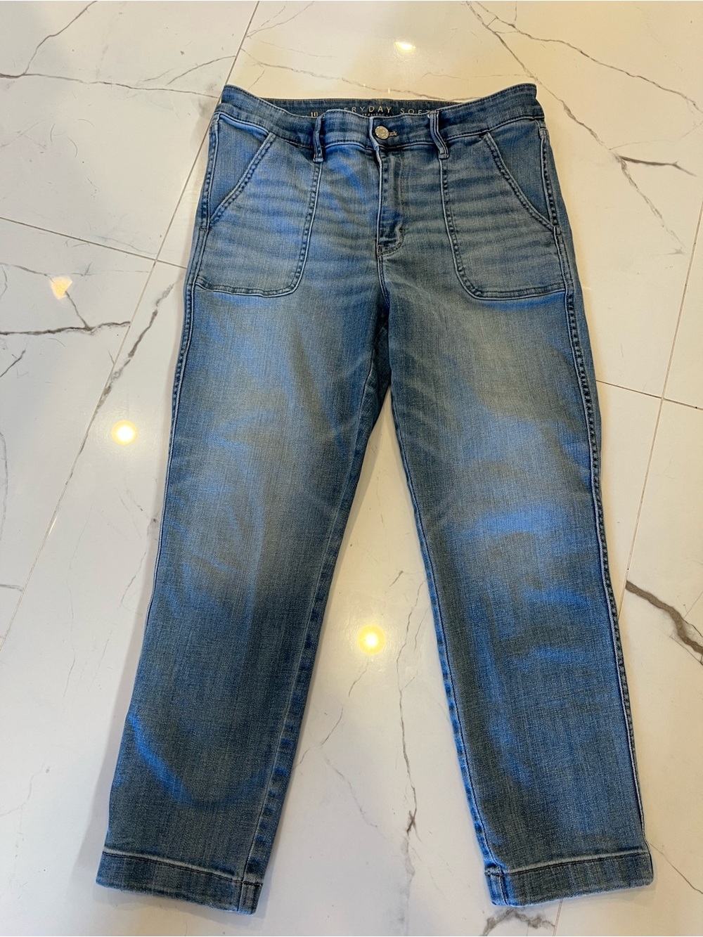 White House Black Market “Everyday Soft” Jeans – Size 10